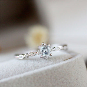 Rings  Dainty Blue Crystal