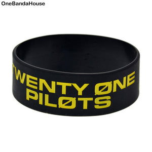 WRISTBAND OneBandaHouse 1PC Classic Decoration
