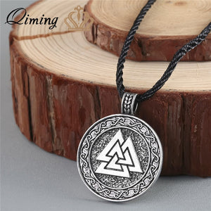 NECKLACES & PENDANTS Valknut Pendant