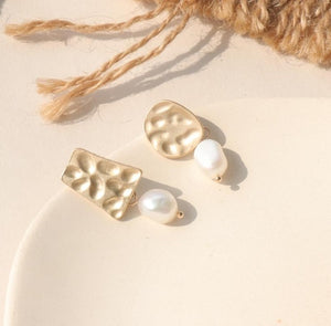 Earrings  New Design Matte Metal Gold Love Heart Triangle Geometric
